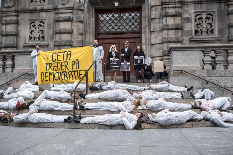 CETA træder på demokratiet 3. Foto: Aage Christensen